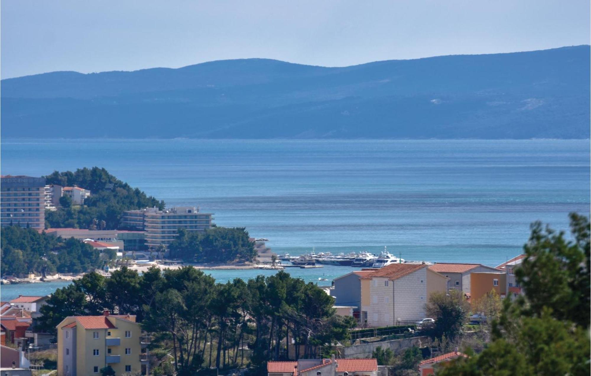 Lovely Home In Split With Jacuzzi Экстерьер фото